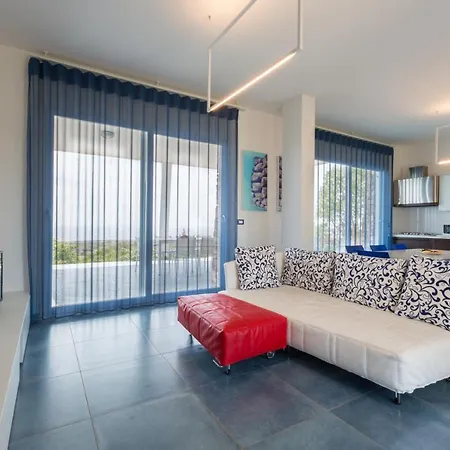 Fani Luxury * Torre Pali