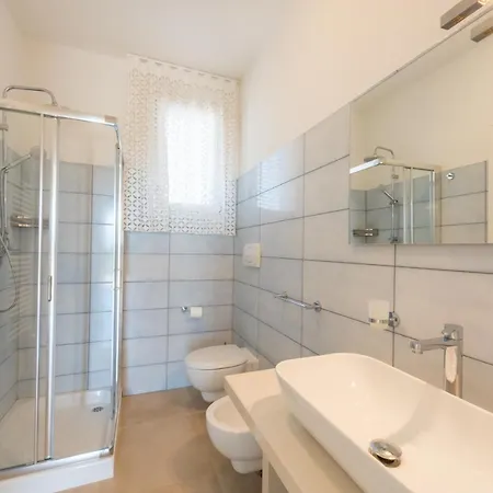 Fani Luxury Torre Pali